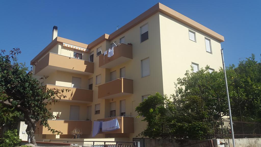 אלגהרו Dalerci Apartment מראה חיצוני תמונה